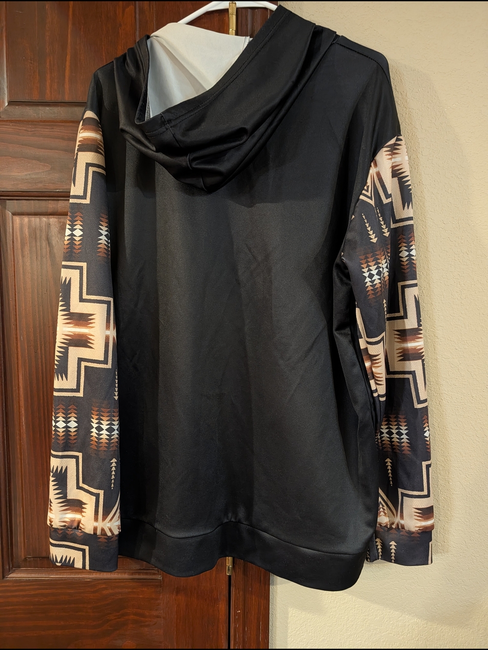 Black Southwestern Print Hoodie with Longhorn Accent - Picture 2 of 6